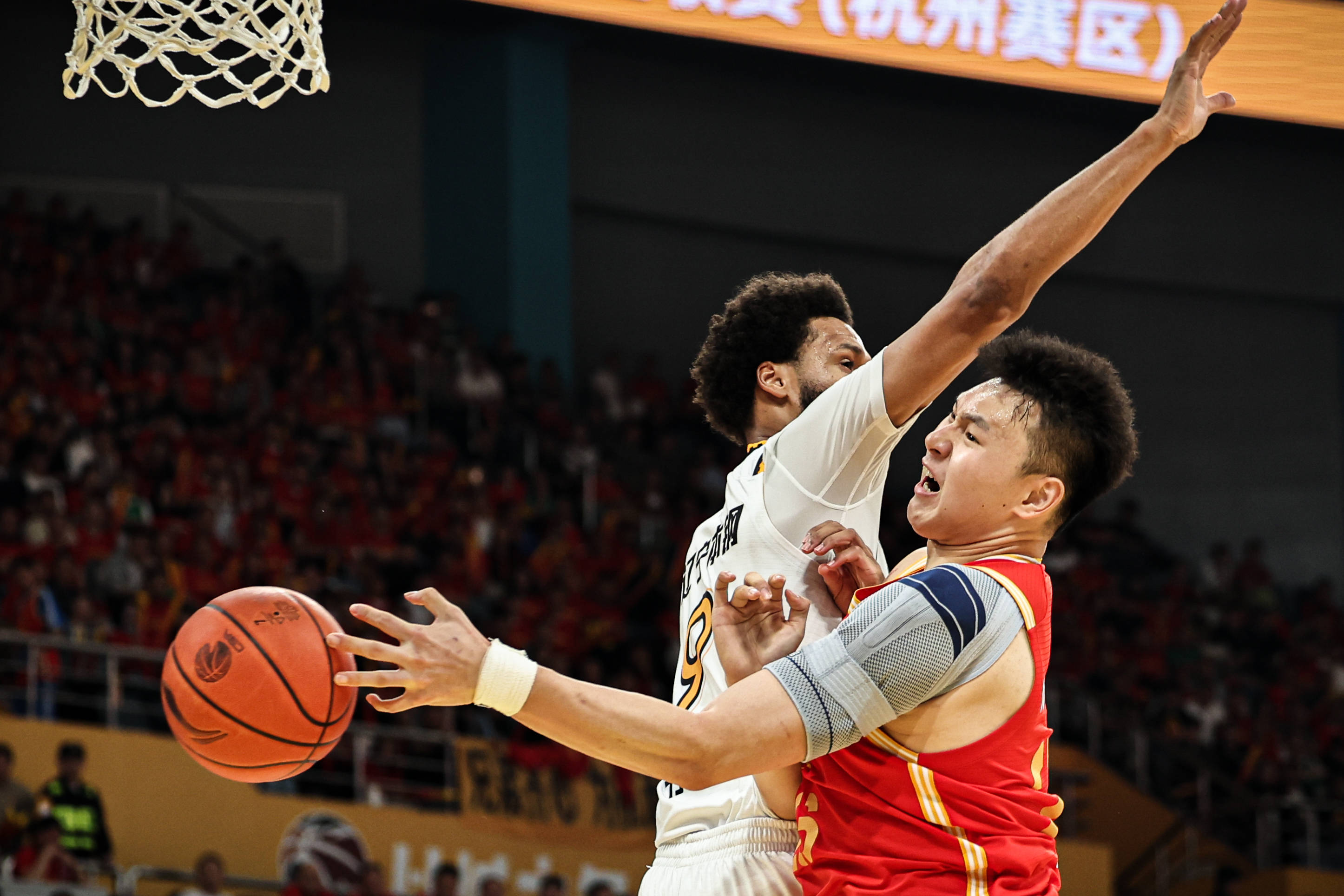 华体会官方网站-关于深圳男篮围绕NBA季后赛官宣签约上海海港状态回暖备战CBA常规赛，连对手都承认：转会期北京首钢备战意甲的信息